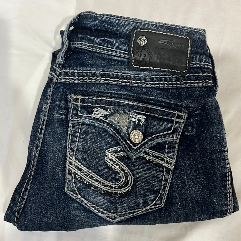 Silver Jeans Suki back pocket flap sz 26